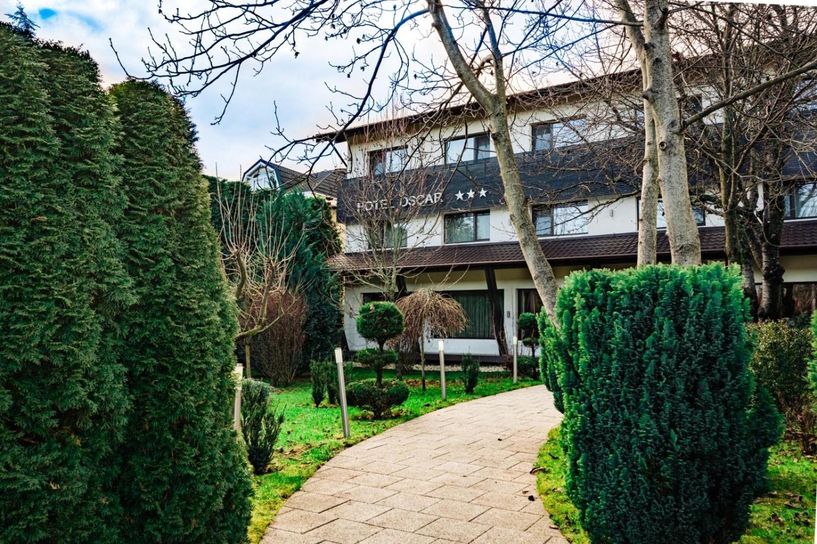 Pensiunea Oscar Câmpina Buitenkant foto